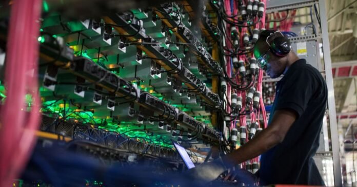 Bitfarms and Marathon Digital Both Mined Over 3K BTC in 2021 Bitfarms and Marathon Digital Both Mined Over 3K BTC in 2021