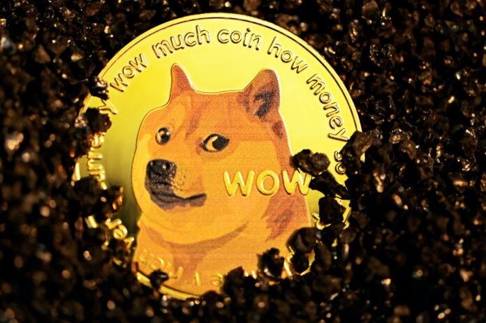 Top Dog Or A Meme Joke: Shiba Inu Slumps 5% As Whales Buy More Top Dog Or A Meme Joke: Shiba Inu Slumps 5% As Whales Buy More